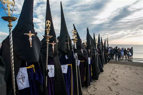 jueves santo es festivo en valencia